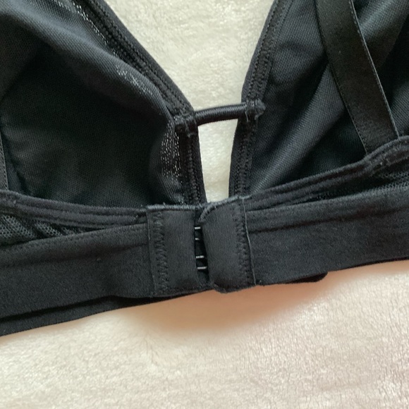 LIVELY The Smooth Lace Busty Bralette - Picture 9 of 12